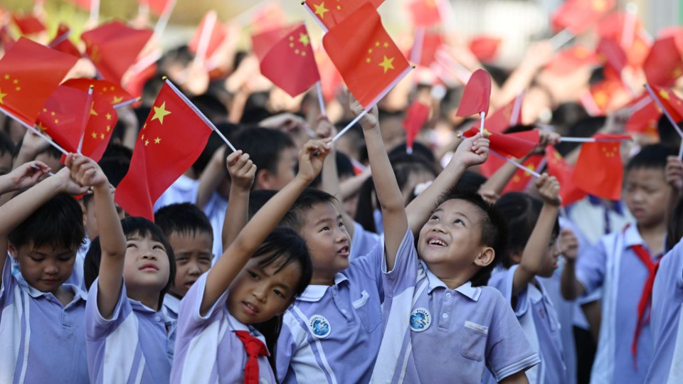 多彩活动迎国庆