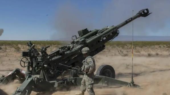 首批美国重炮部署！美M777榴弹炮进入乌克兰战场