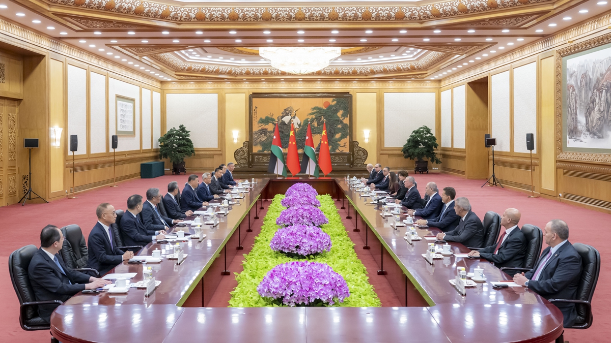 习近平同约旦国王阿卜杜拉二世会谈